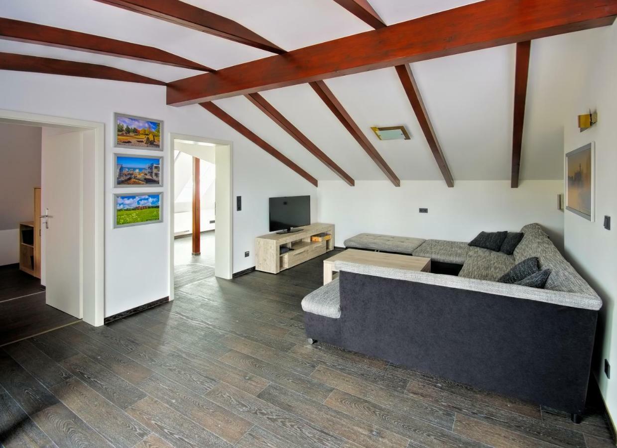 Ferienwohnung Lausitzer Seenland Tom Grossraeschen Buitenkant foto